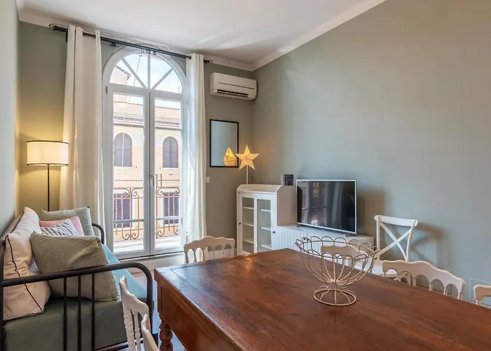 Guesthost - Piazza Nievo A Trastevere! Con Balcone *