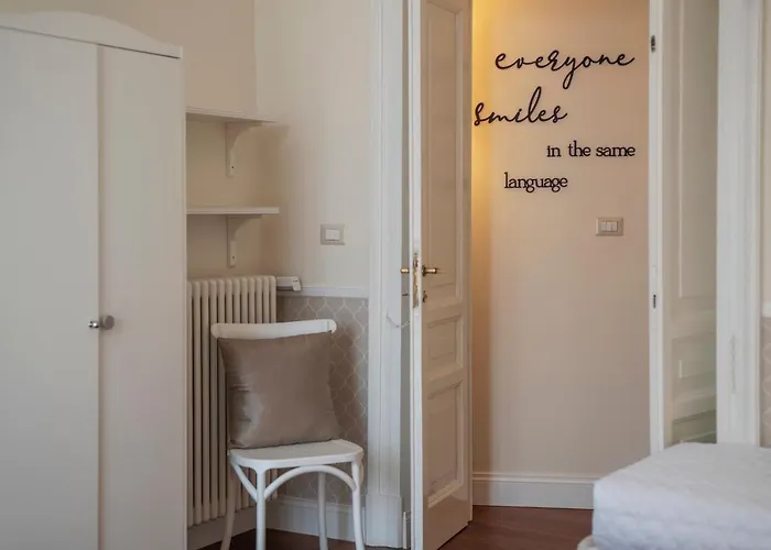 Guesthost - Piazza Nievo A Trastevere! Con Balcone * Rom